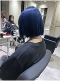 ぱっつんボブ　青髪　ネイビーブルー