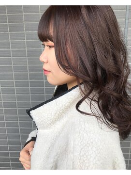 ヨペ(yeope) 【フェミニンキュート】大人っぽく顔まわりカット