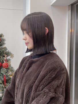 ロンド 表参道店(Lond) グレーベージュ 切りっぱなしボブ