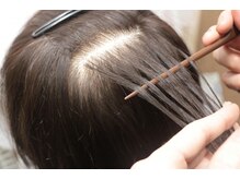 【白髪は生かす時代！美しさと自由を手に入れよう☆】細いハイライトをほどこすことで白髪を目立たなく！