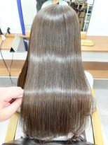 ランプ(Lamp)&nbsp;縮毛矯正/髪質改善/クリスタライジング ビフォアー＆アフター