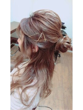 キッカ(CHICCA) 【CHICCA】*10分でできる簡単ハーフアップ*