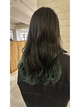 ココナ ヘア メゾンプリュス(cocona hair maison+) グリーングラデーション