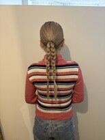 シロ(SHIRO)&nbsp;タイト編み込みスタイル