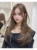 韓国ヘアーハッシュカットレイヤーカットグレージュブリーチ無し