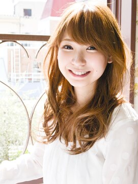 パティオン(PATIONN) ゆるふわ愛されナチュラルニュアンスゆるカール清潔感セミロング