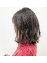 ルディー バイ ヘアーポケット(rudii by HAIR POCKET) グレージュ切りっぱなしミディ