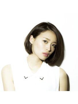 ネウィ グランデ 横浜(newi grande) 大人かわいいブランジュ前下がりボブ