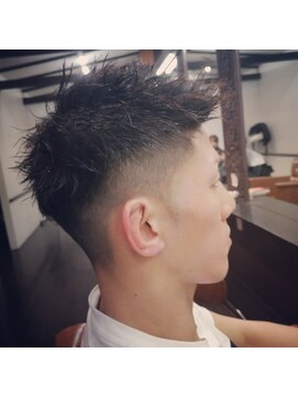 シュシュ(chou chou) フェードカット