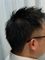 クローバー(CLOVER)&nbsp;心斎橋　小林広明　ショート　ベリーショート