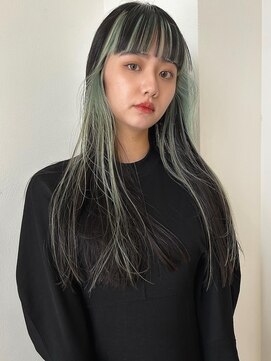 アイヴィ 表参道(IVY) ケアブリーチ インナーカラー ワイドバングロングヘア