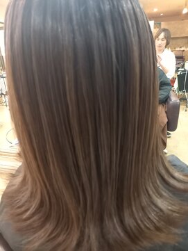 シャンプーボーイ 外ハネ