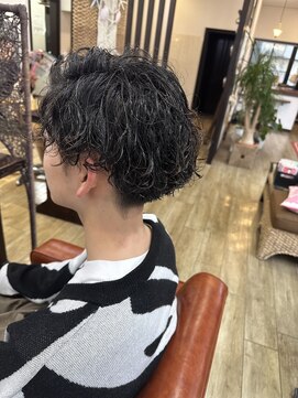 ハル(HARU) センターパート／ツイストスパイラル