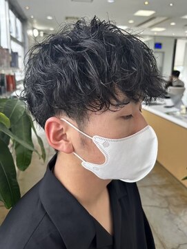 アトリーチェ 昭和店(ATTRICE) 甲府昭和町波巻きスパイラルパーマツイストパーマメンズマッシュ