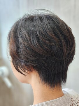 アマル(amar) 小顔ショート