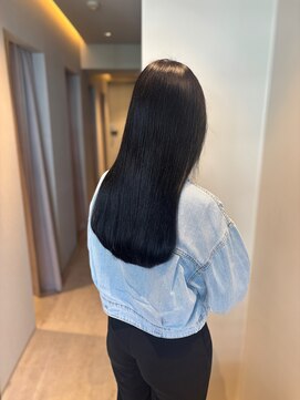 ビジョン 赤坂(vision) 透ける暗髪カラーで透明感たっぷり