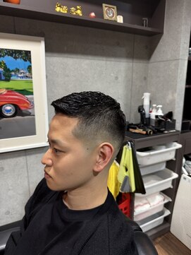 グロウヘアワークス(grow hair works) フェード×アイロンパーマ