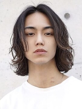 フィフス 天神大名(fifth) 天神メンズパーマサーフカール波巻きパーマセンターパートウルフ