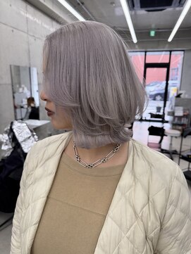 リノート バイ エゴル 名古屋(LINOET by ENGOL) 【LINOET】ホワイトシルバー/ハイトーン/ブリーチ/ケアブリーチ