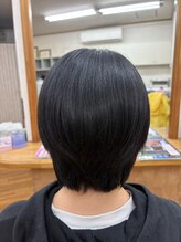 ヘアーズ サエミ ショートボブ