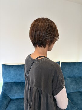 フロー(FRO.) ショートボブ