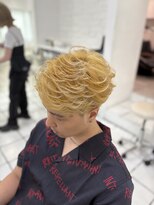 トイロ(toiro)&nbsp;パーマなし！アイロンで作るフェザーショート♪