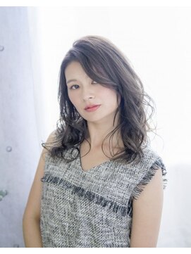 ネオリーブ コパン 鶴見店(Neolive copain) ツヤと柔らかさ◎大人のデジピュアカール neolivecopain