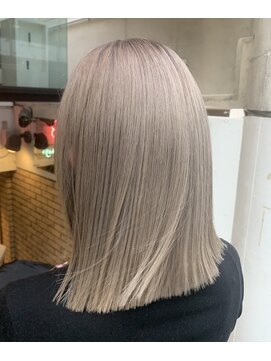 ラフ 難波店(LAFF) #黒髪#ボブルフ#ネビージュ#小顔#ワンレン