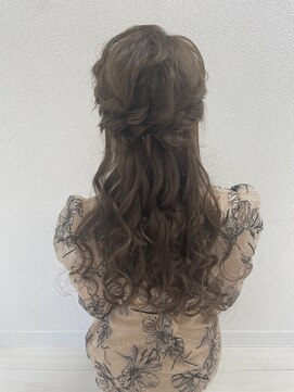 シュシュ(shushu) サイドハーフアップ♪