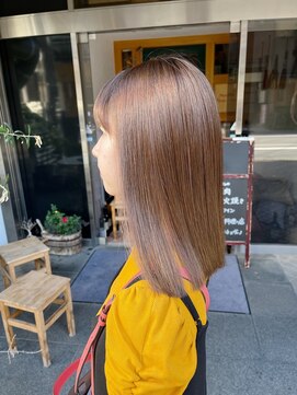 キニ(KINI) 艶髪ベージュスタイル　透明感カラー　艶髪　髪質改善