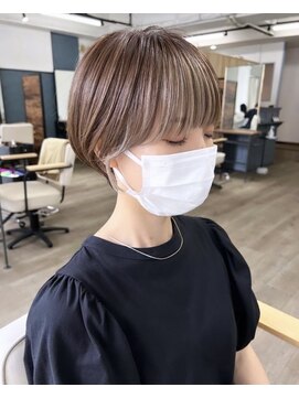 ルアン 上通り(ruen) ショート×フェイスフレーミング 熊本ショートruen 右田莉奈