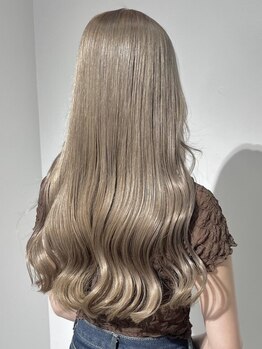 アリュメ 三重鈴鹿店(allum)の写真/【髪質改善*マンツーマン】女性に人気の“美髪”が叶うサロン♪サラ艶髪&高発色で色持ち抜群カラーを実現＊
