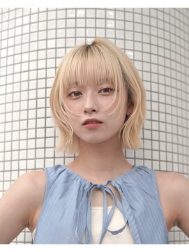 ジョエミバイアンアミ(joemi by Un ami) ブロンドベージュ/レイヤーボブ