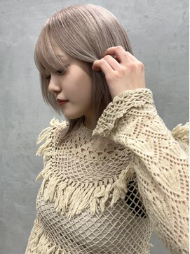 キラ 原宿(KILLA) #ホワイトブロンド#レイヤーロング #ダブルカラー #ハイトーン