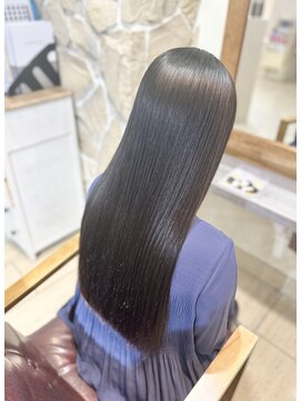 ラウラアンドロー(LAURA&RO) ナチュラルロング髪質改善縮毛矯正/塚口/美髪専門ダメージレス