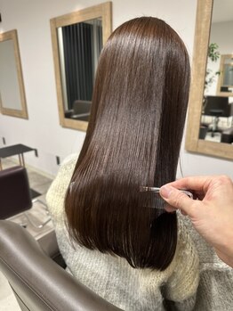 丁寧な施術×こだわりの薬剤で髪質改善へ◎髪の内側から潤う理想のサラツヤ髪に♪