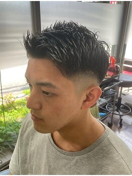 幅広い年代に対応したビジネスマン向けスタイル◎ON/OFF自由自在に楽しめます！