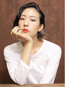 シアンデルカ(CYANDELUCCA) 大人のための耳掛けヌーディ外ハネボブ