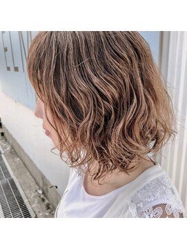 エルモ(ELMO) オイル仕上げの柔らかリッジパーマ