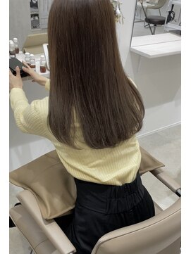 ライム(lime) ベージュヘアカラーandぱっつんスタイル