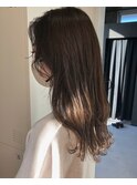 オリーブグレージュ