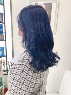 トムキャット(TOM CAT) 春夏おすすめカラー　韓国　ケアブリーチ　ネイビー　ブルー