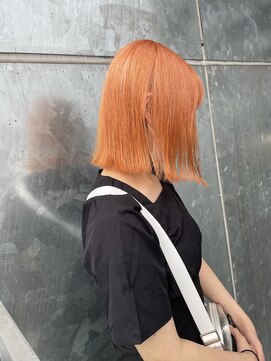 アナ ラーナ(Anna Lanna) 柔らかオレンジベージュ×ボブ