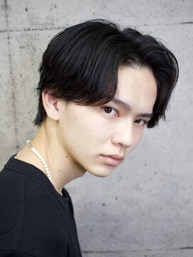 エデアンルクラ 下通(EDEAN Leclat) 熊本ニュアンスパーマ ナチュラルセンターパート リバースカール