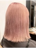 ピンクベージュ×切りっぱなしボブ