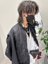 ジーナ 天神(Zina)&nbsp;センターパートウルフ/ツイストスパイラルパーマ