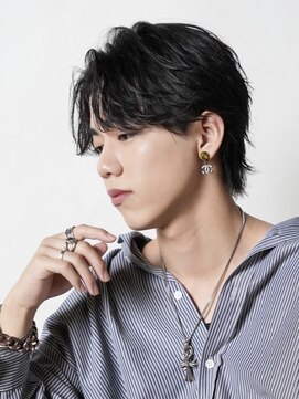 トゥルークリエイション 渋谷(True Creation SHIBUYA) ツーブロックマッシュツイストスパイラルパーマ無造作波巻き王道