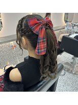 アリエス 八重洲店(Aries) 編み込みポニー