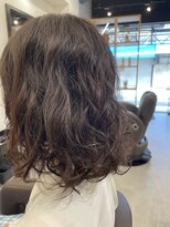 イヤートゥー(ear two)&nbsp;ミディアムパーマ