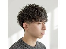 【メンズパーマ対応】波巻きからソフトツイストまで！手を出しにくいパーマスタイルを身近に。